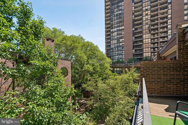 16 SAINT JAMES CT, Philadelphia, PA 19106