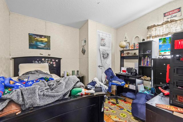 8333 SE Sandy Lane, Hobe Sound, FL 33455