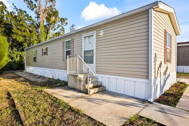 8333 SE Sandy Lane, Hobe Sound, FL 33455