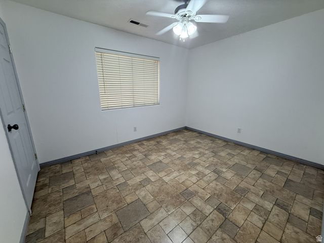 689 W 2050 S, Hurricane, UT 84737