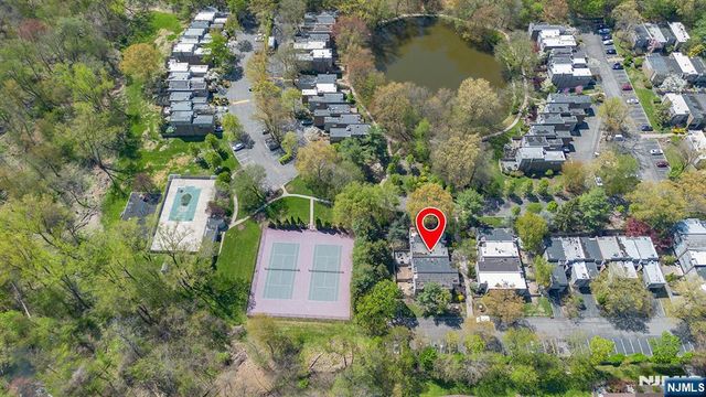 342 Pond Court 9C, Twp Of Washington, NJ 07676