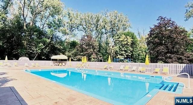 342 Pond Court 9C, Twp Of Washington, NJ 07676