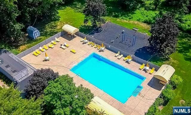 342 Pond Court 9C, Twp Of Washington, NJ 07676