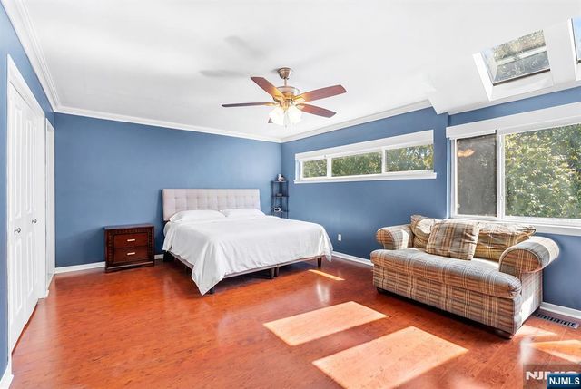 342 Pond Court 9C, Twp Of Washington, NJ 07676