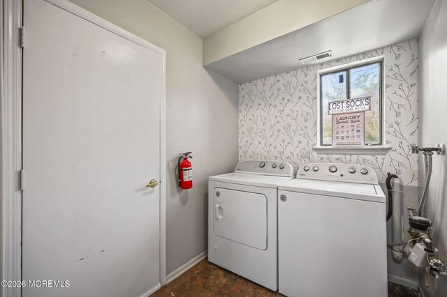 3 Seagull Lane, Howell, NJ 07731