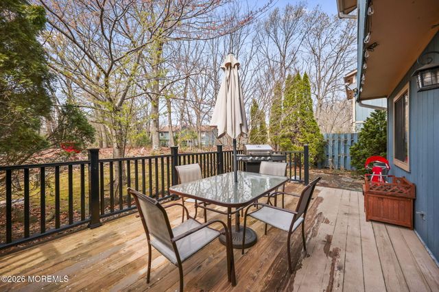 3 Seagull Lane, Howell, NJ 07731
