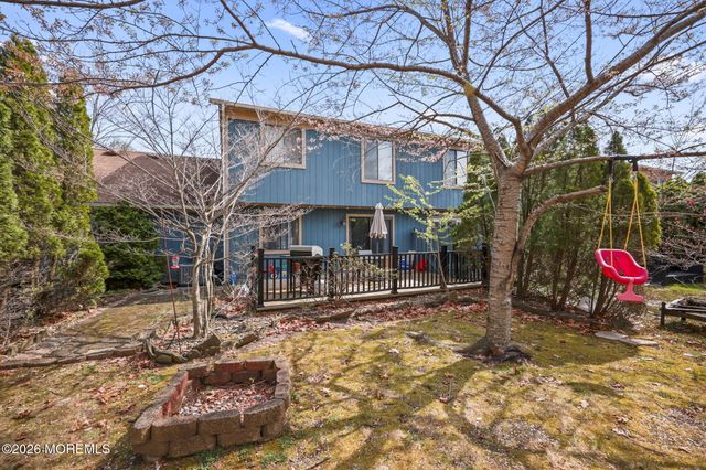 3 Seagull Lane, Howell, NJ 07731