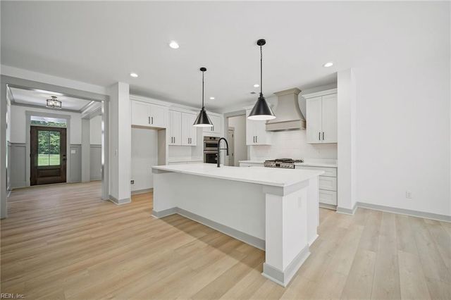 435 Gallbush RD, Chesapeake, VA 23322