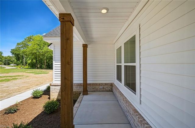 435 Gallbush RD, Chesapeake, VA 23322