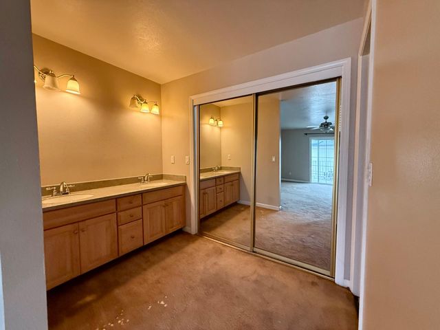 1617 Chaparral Way, Stockton, CA 95209