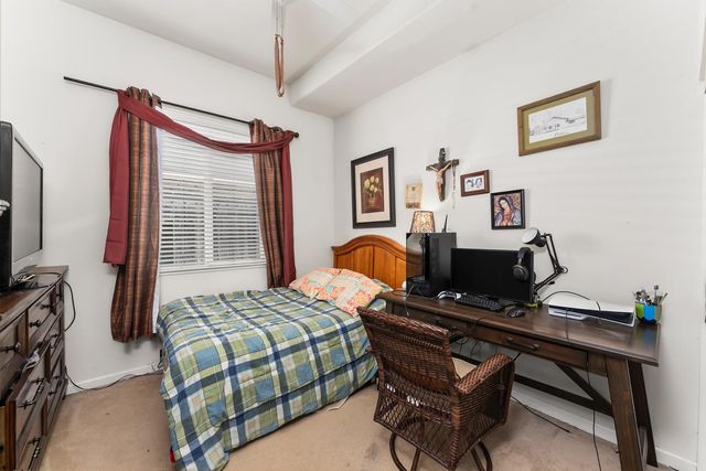 7951 Bothwell Dr, Sacramento, CA 95829
