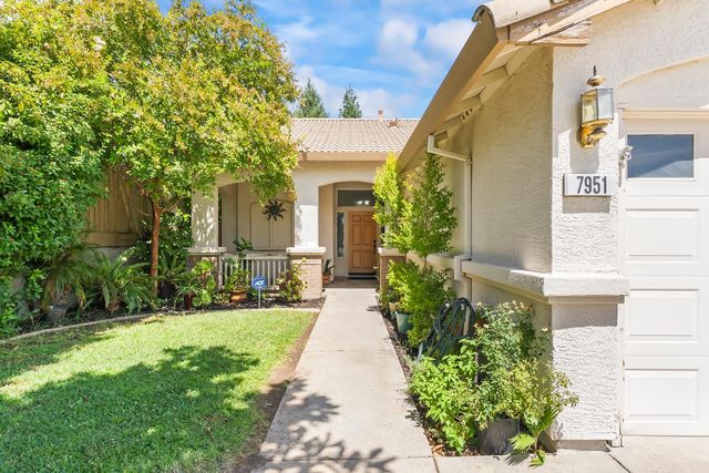 7951 Bothwell Dr, Sacramento, CA 95829
