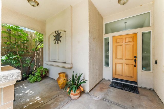 7951 Bothwell Dr, Sacramento, CA 95829