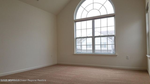 11 Hawthorne Drive, Tinton Falls, NJ 07753
