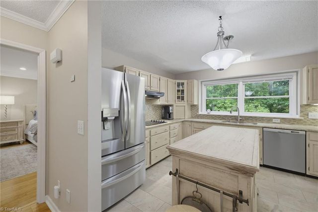 1817 Brunswick Court, High Point, NC 27262