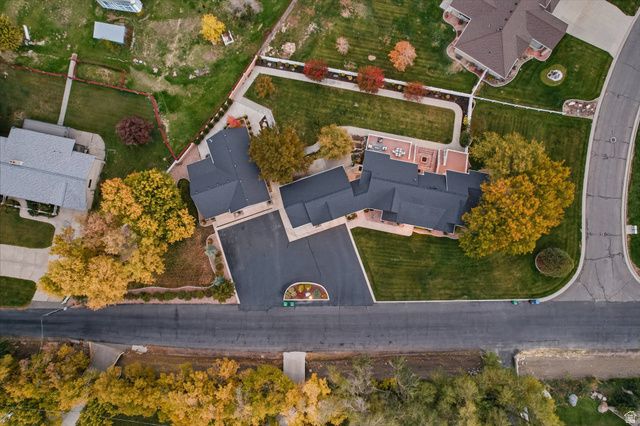 5873 S JORDAN CANAL RD, Taylorsville, UT 84129