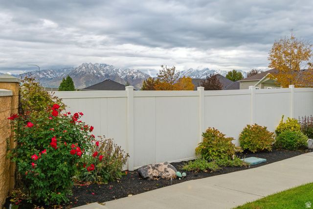 5873 S JORDAN CANAL RD, Taylorsville, UT 84129