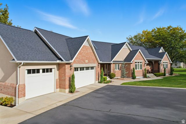 5873 S JORDAN CANAL RD, Taylorsville, UT 84129