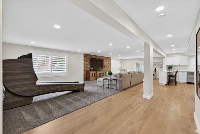 5873 S JORDAN CANAL RD, Taylorsville, UT 84129