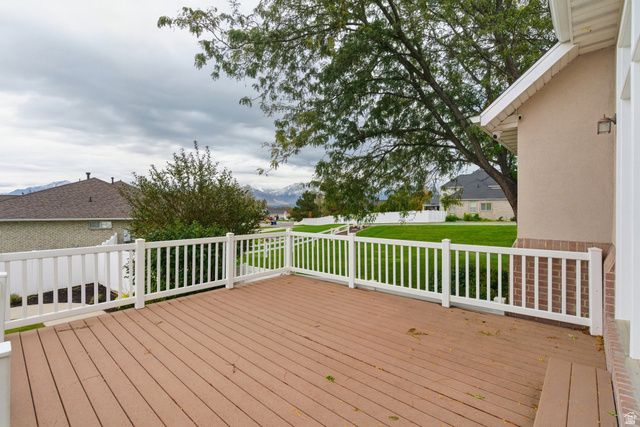 5873 S JORDAN CANAL RD, Taylorsville, UT 84129