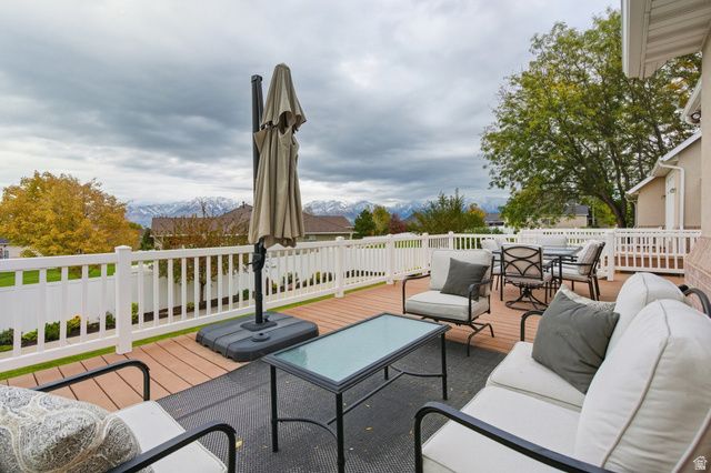 5873 S JORDAN CANAL RD, Taylorsville, UT 84129