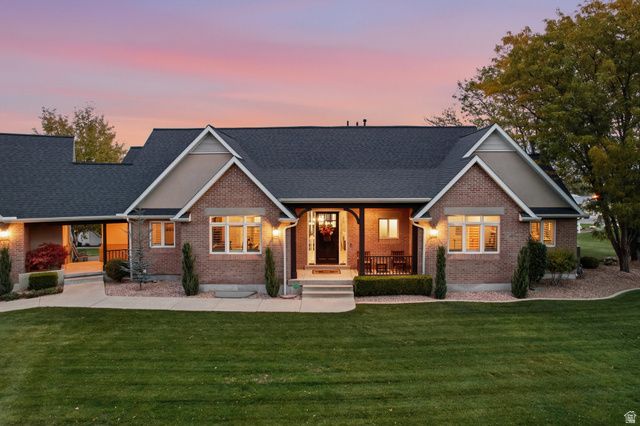 5873 S JORDAN CANAL RD, Taylorsville, UT 84129