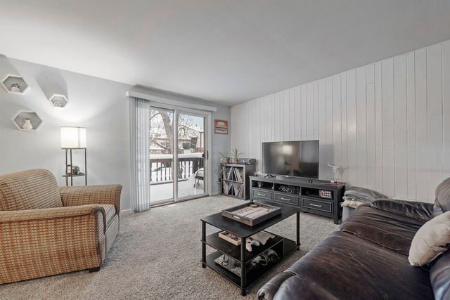 16345 Brementowne Drive, Tinley Park, IL 60477