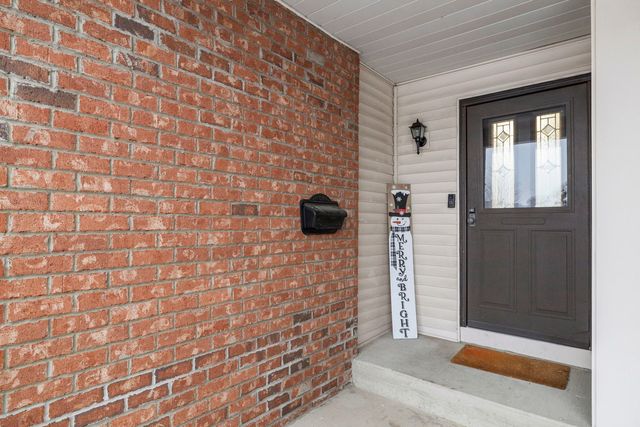 16345 Brementowne Drive, Tinley Park, IL 60477