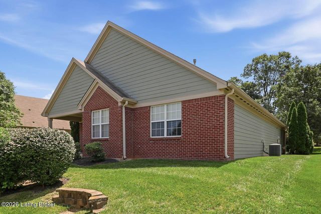 5005 Caerlson Ln, Louisville, KY 40241