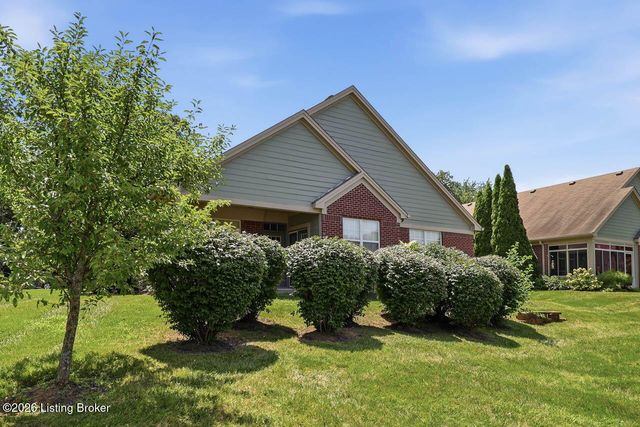 5005 Caerlson Ln, Louisville, KY 40241