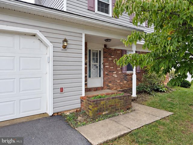 812 CARMAN DR, Reading, PA 19610