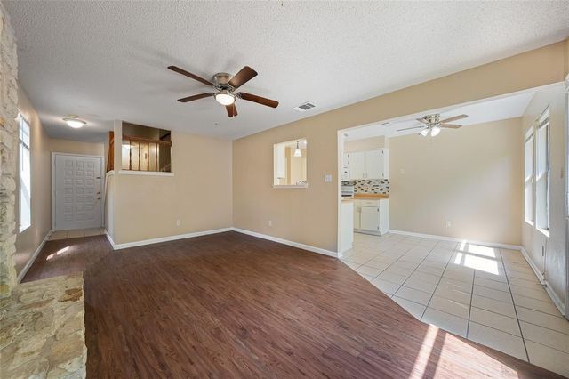 14203 Sussman CT A, Austin, TX 78728