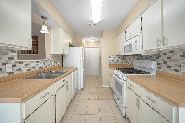 14203 Sussman CT A, Austin, TX 78728