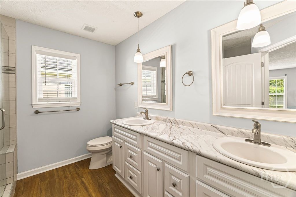 Image 25 of property listing at 7010 Johnny Mercer Boulevard, Savannah, GA 31410