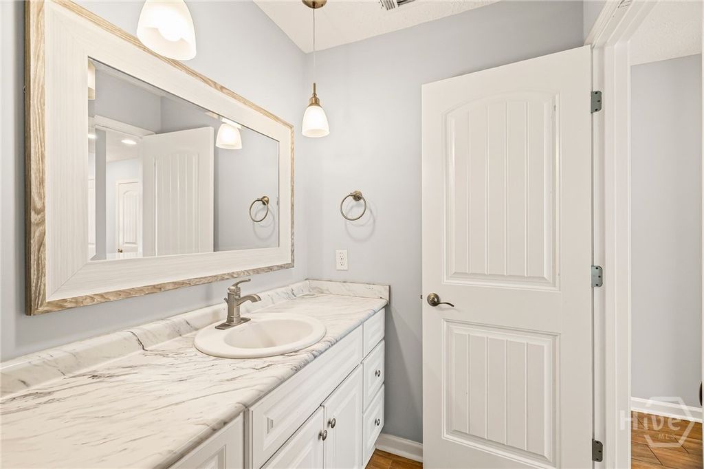 Image 35 of property listing at 7010 Johnny Mercer Boulevard, Savannah, GA 31410