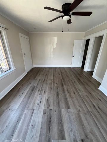 1349 W 49th, Los Angeles, CA 90037