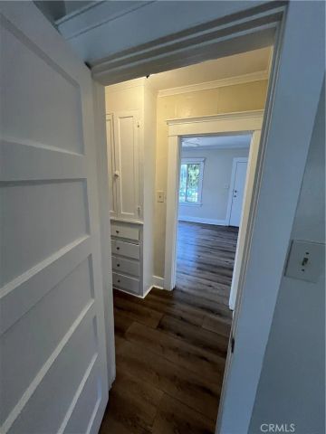 1349 W 49th, Los Angeles, CA 90037