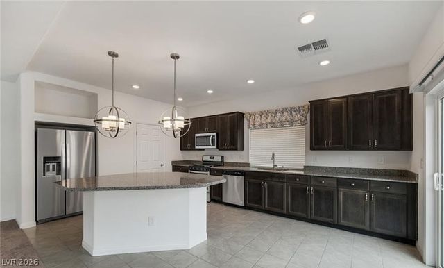 7766 Pacific Dunes Street, Las Vegas, NV 89139