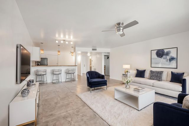 22605 SW 66th Avenue 206, Boca Raton, FL 33428