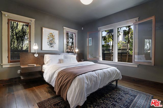 1130 Electric Avenue, Venice, CA 90291