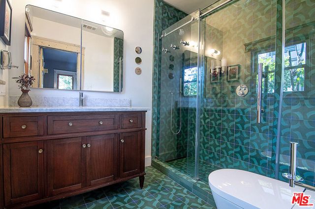 1130 Electric Avenue, Venice, CA 90291