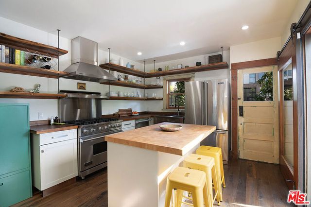 1130 Electric Avenue, Venice, CA 90291