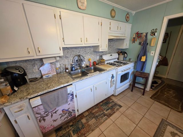 50 Cheyenne Drive, Cherokee Village, AR 72529