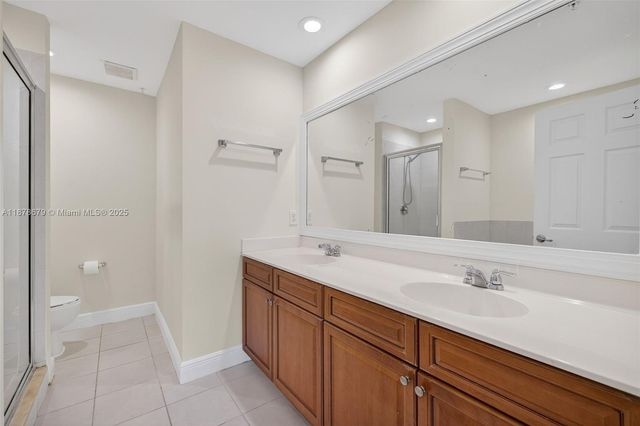 617 SW 1st Ave, Pompano Beach, FL 33060