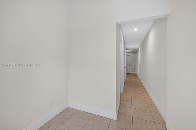 617 SW 1st Ave, Pompano Beach, FL 33060