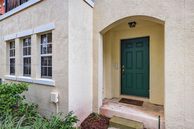 617 SW 1st Ave, Pompano Beach, FL 33060