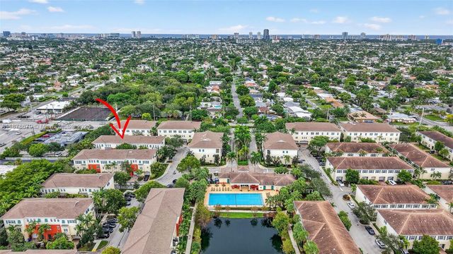 617 SW 1st Ave, Pompano Beach, FL 33060