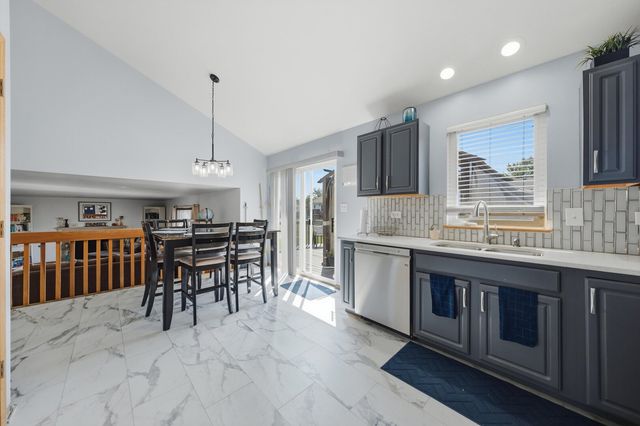 5207 Bentgrass Avenue, Richton Park, IL 60471