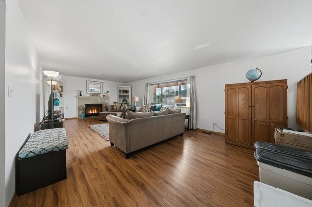 5207 Bentgrass Avenue, Richton Park, IL 60471