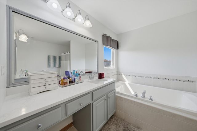 5207 Bentgrass Avenue, Richton Park, IL 60471